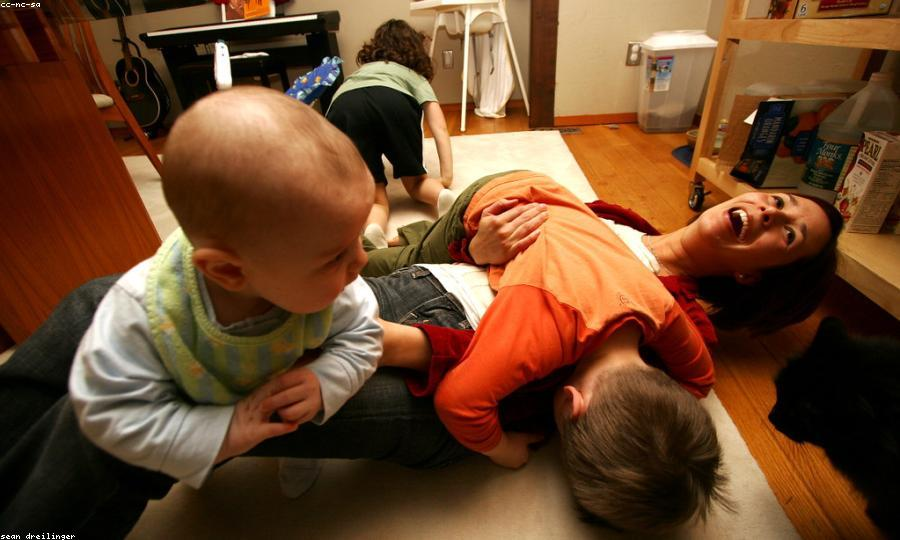 Babysitting service branding