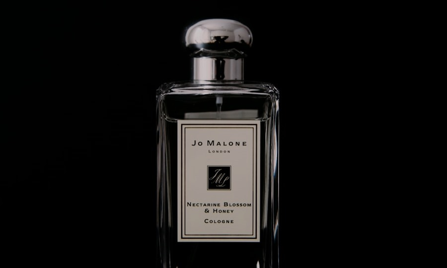 Beauty lifestyle fragrance identity