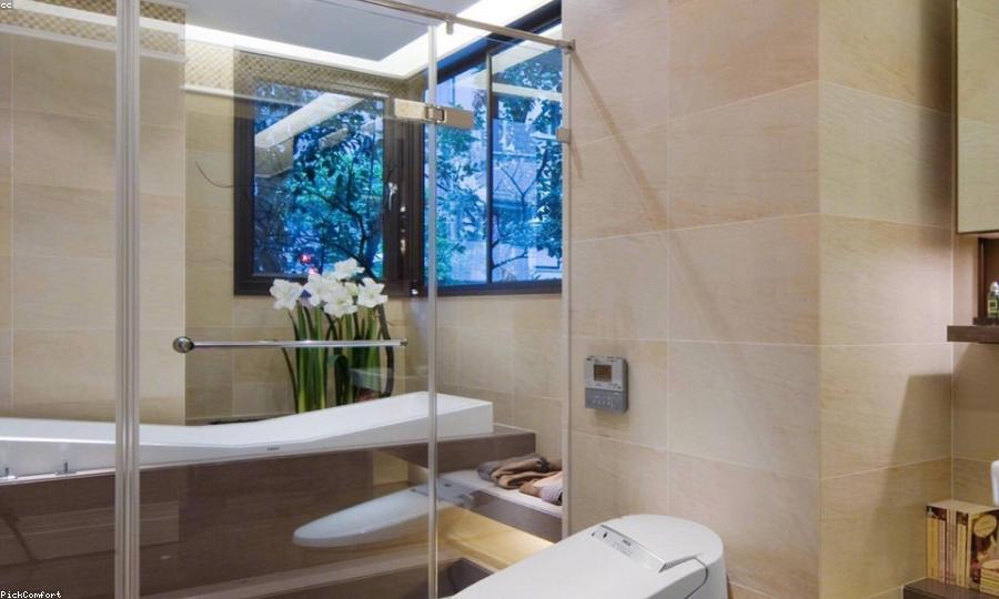 Bathroom plumbing contractor branding